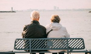 養(yǎng)老行業(yè)網(wǎng)站建設(shè)的五大制勝優(yōu)勢，讓關(guān)愛觸手可及！