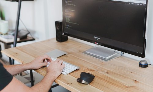 內(nèi)蒙古外貿(mào)網(wǎng)站建設(shè)如何為企業(yè)定制專業(yè)外貿(mào)網(wǎng)站