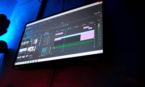 北京攝影器材展示性網(wǎng)站制作的溫度與價(jià)值