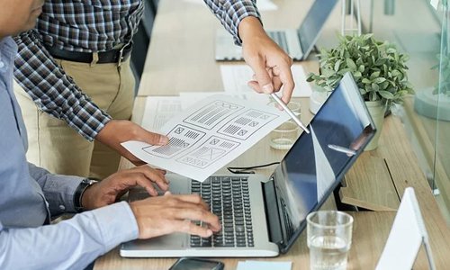 金融投資網(wǎng)站建設(shè)的核心理論與關(guān)鍵功能